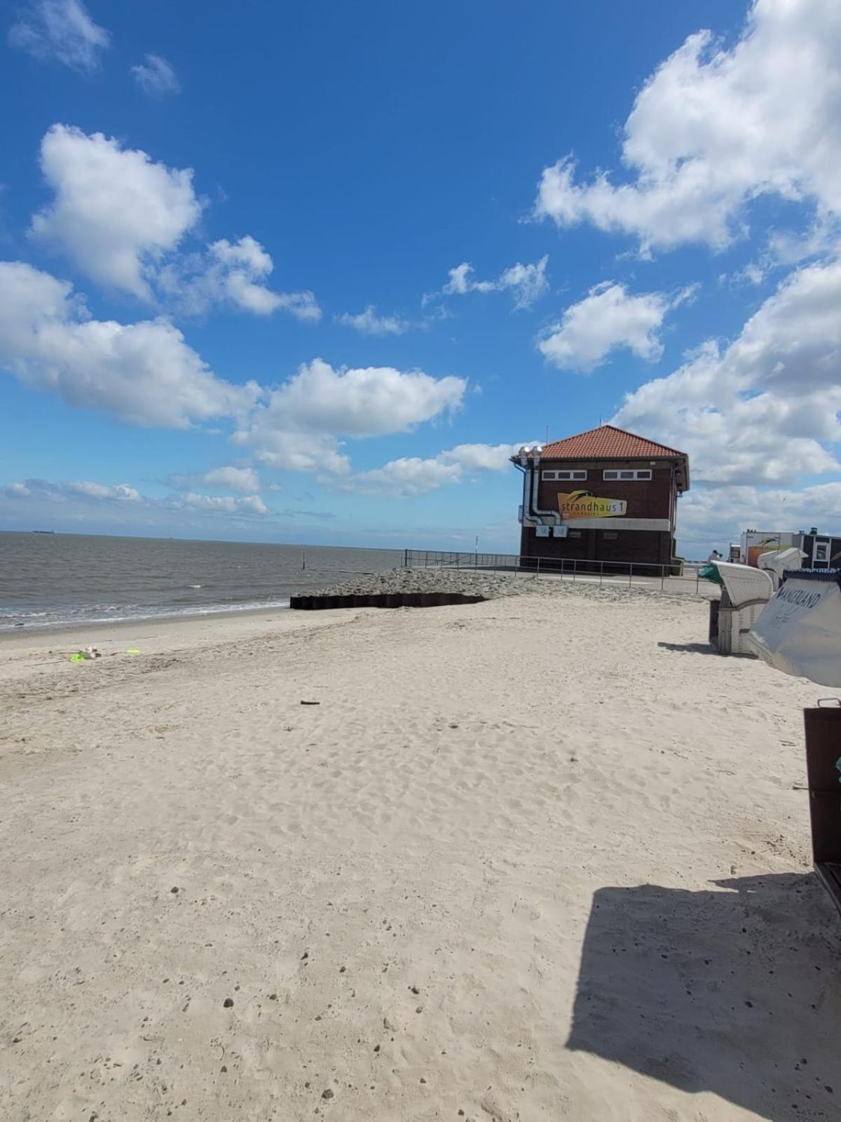 Strandkajuete Hooksiel Schillig Exterior photo